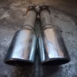 2018 Ram 1500 Exhaust Tips