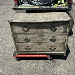 Vintage Solid Wood 3 Drawer Dresser 