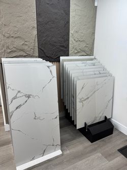 Large Format White Marble-Look Porcelain Tiles