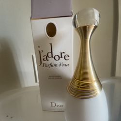 J’adore Parfum Deau
