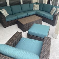 Outdoor Couch Loveseat And Ottoman W Cooler