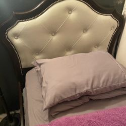Twin Bed