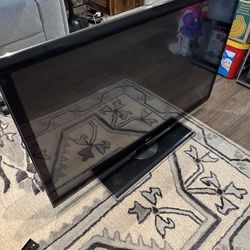 LG 42” TV MODEL: 42SL80YR w/remote