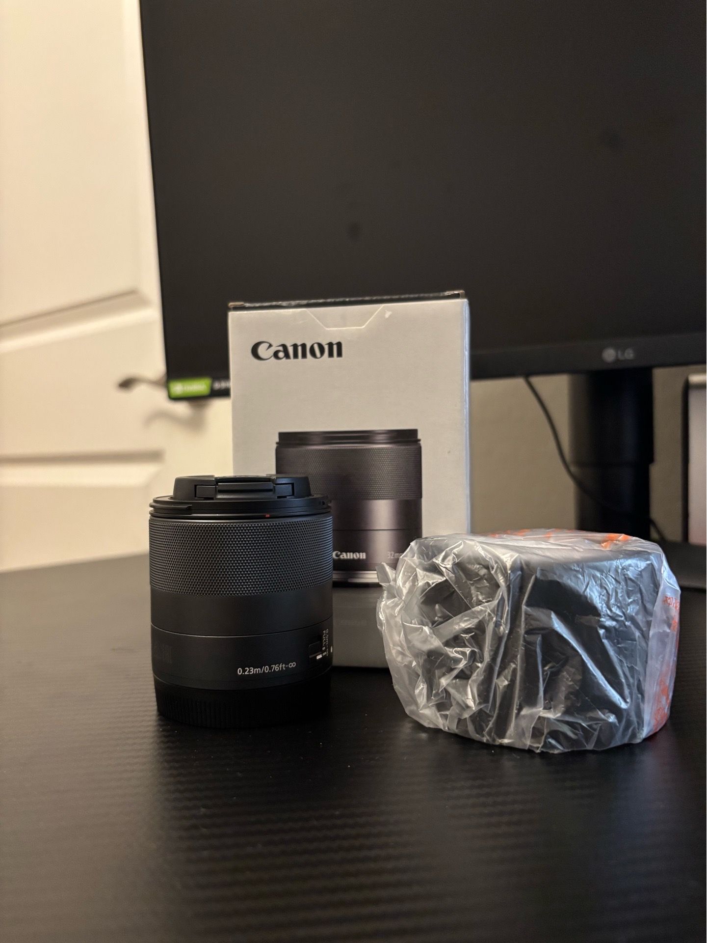 Canon EF-M 32mm f/1.4 STM