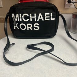 Michael Kors Authentic
