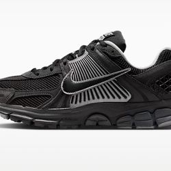 Nike Vomero 5 Men 8.5 New