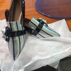 Black And White/Gray Pointed Small Heel