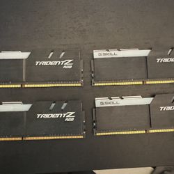 32 GB 3000Mhz DDR4 Trident Z RGB