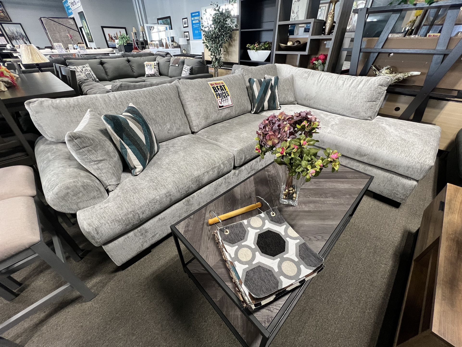 Beautiful Gray Sectional 🤍❕