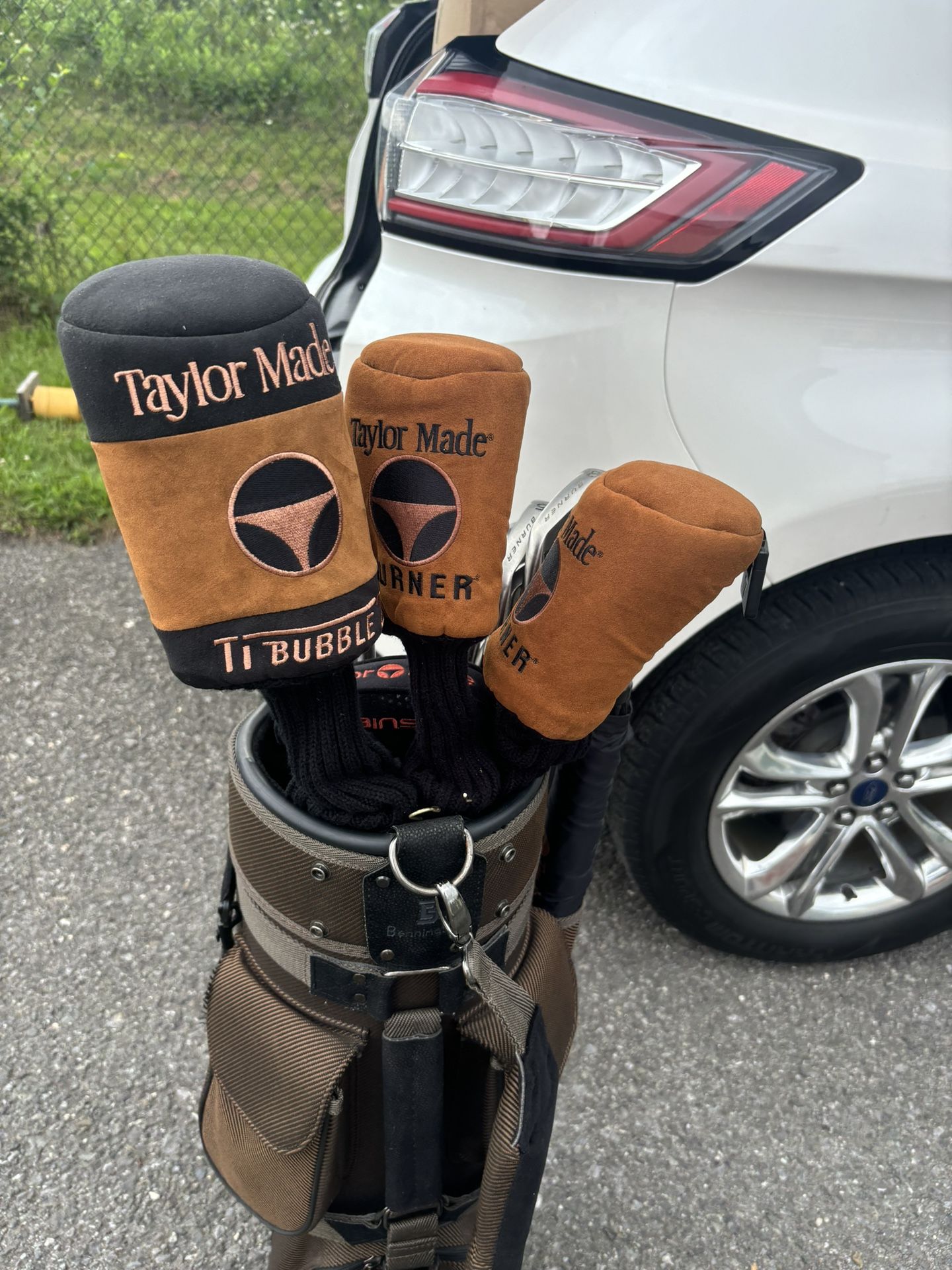 Custom Taylor Made Golf Set