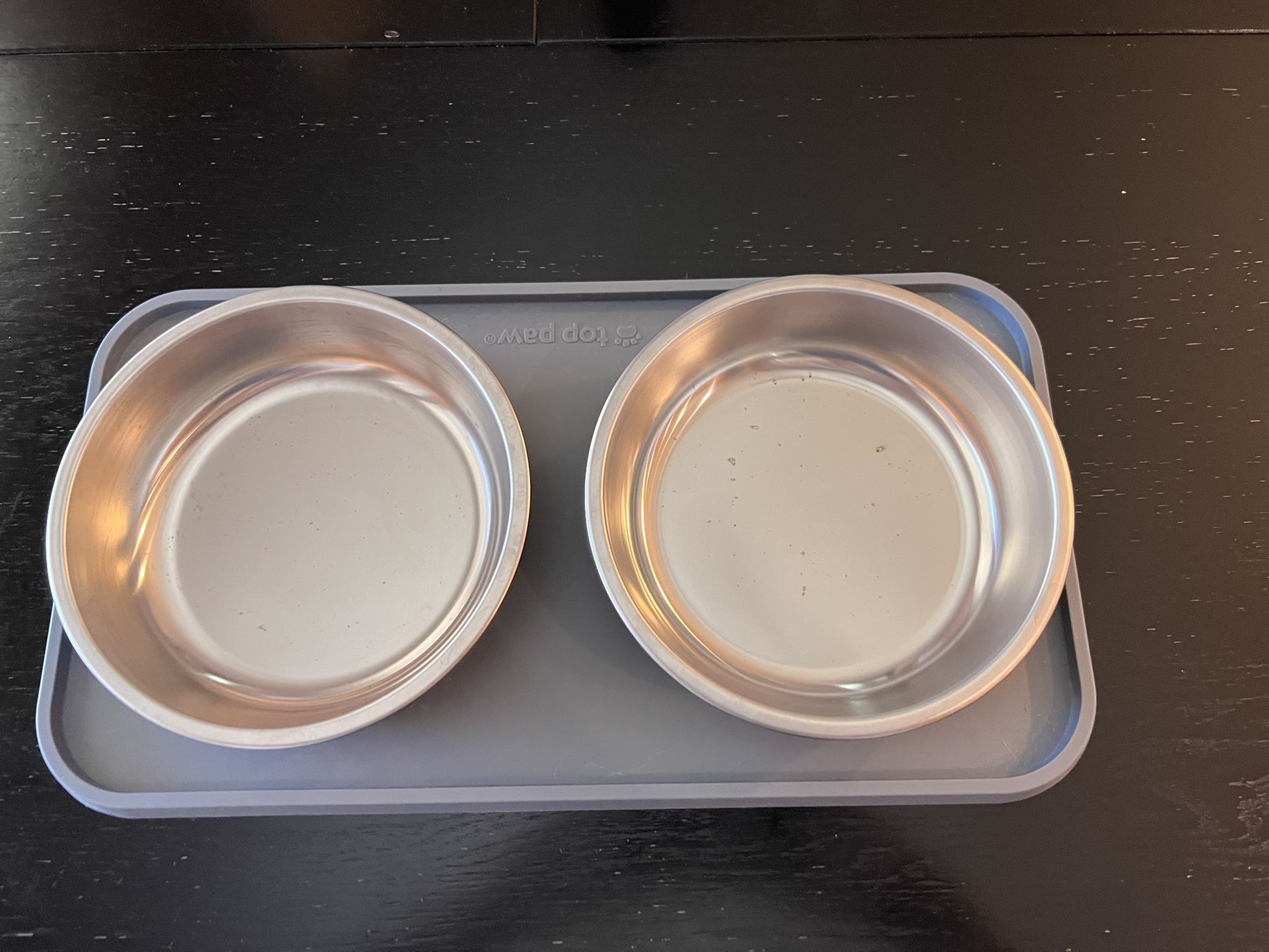 Top Paw Stay-Put Bowl & Mat Set