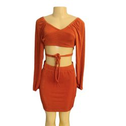Calebgar Sz 2XL Women 2 piece Half Top and Skirt Orange