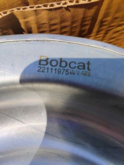 Bobcat Hydraulic Cylinder Part (contact info removed)5