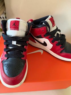 Nike Air Jordan 1 Mid Kids – Red, White & Black – Pre-Owned