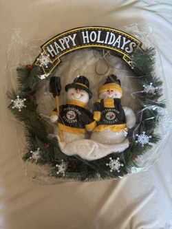 Brand New Pittsburgh Steelers Happy Holidays Wreath