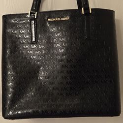 Michael Kors Mk Tote Black 