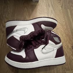 Jordan 1 Bordeaux Size 7Y