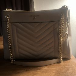 Michael Kors Pink Purse 