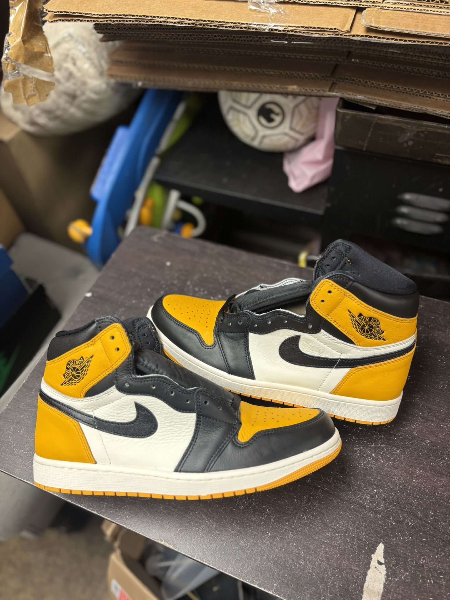 Air Jordan 1 Yellow Toe