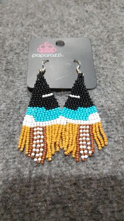 Paparazzi earrings