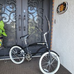 Jr. size beach cruiser bike.