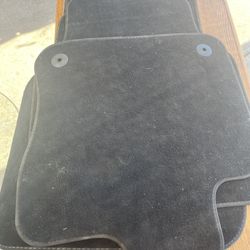 2018–2024 Volkswagen Tiguan OEM Black Carpet Floor Mats – Set of 4