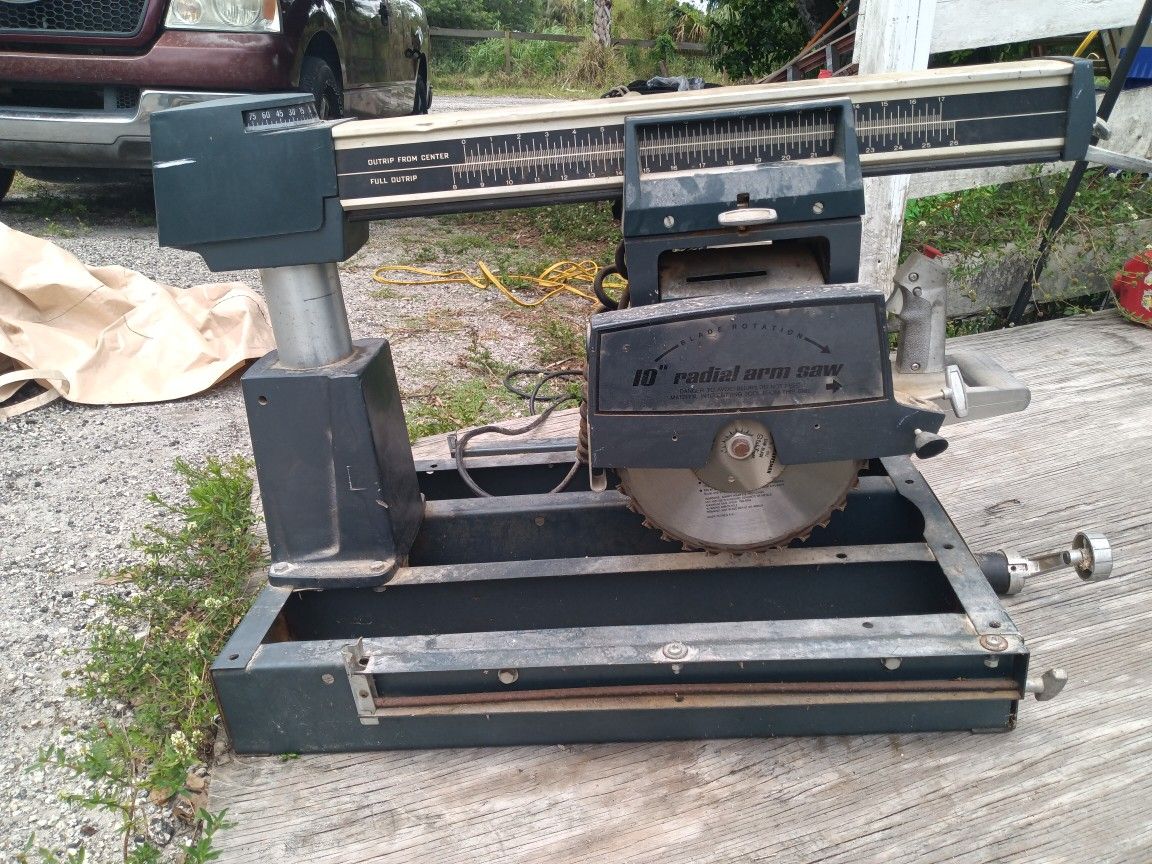 Montgomery Ward Power Kraft 10" Radial Saw