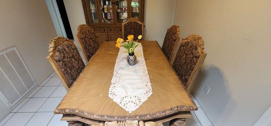 Dining Room Set Ashley