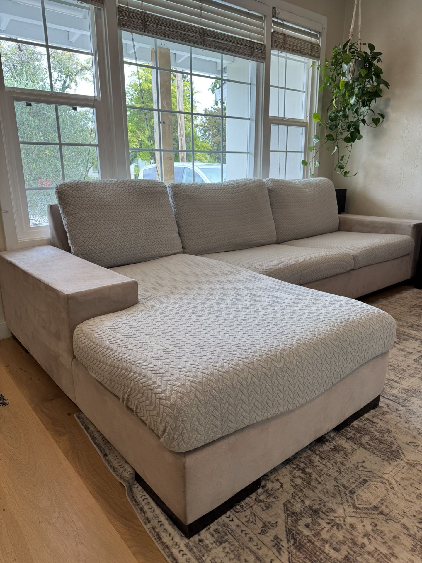 Couch (2-piece) 