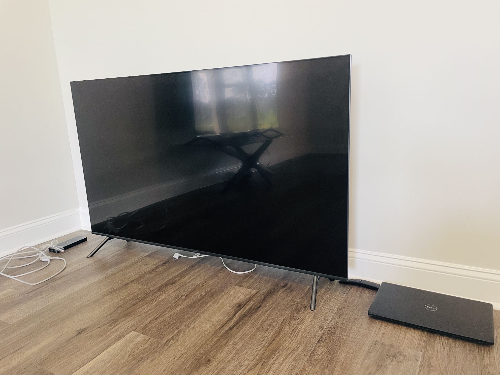 Samsung 65” Smart Tv Set Works See Details photos Free Delivery & Move In UN65MU800DFXZA