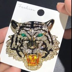 Tiger Hot Art Handamde Steel Brooch