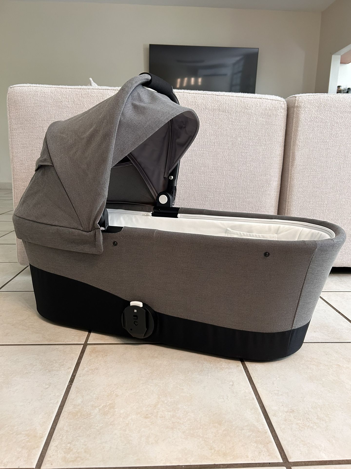 Cybex Gazelle S Baby Bassinet