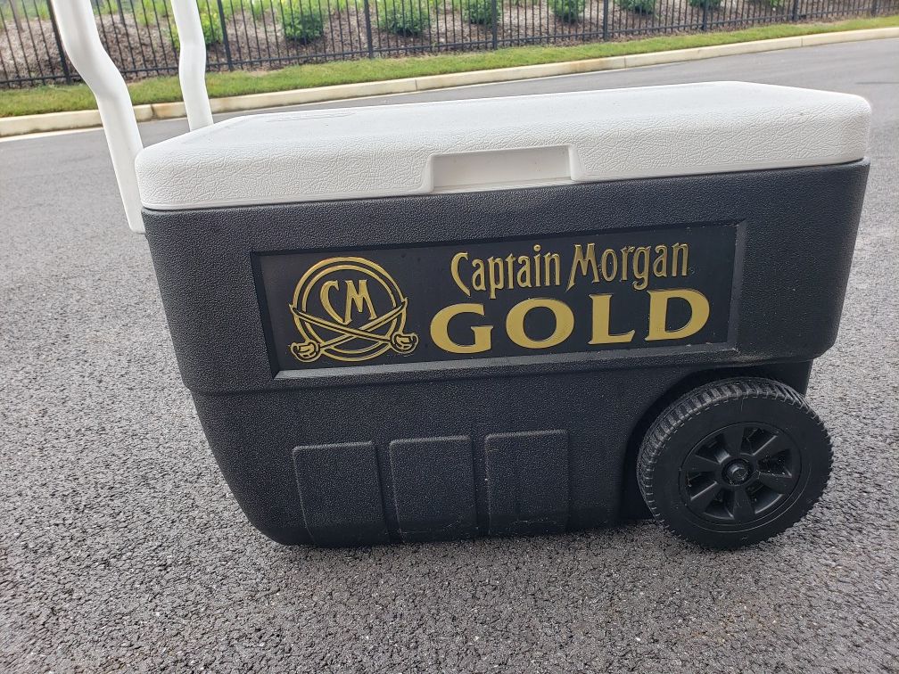 Captain Morgan Gold Rolling Cooler