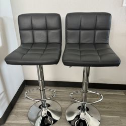 2 Bar Stool 