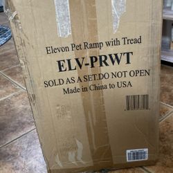 “NEW” Elevon Pet Folding Ramp With Tread