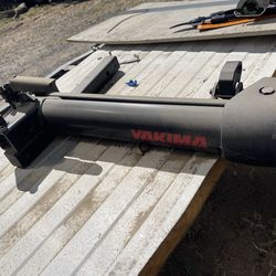 Yakima back swing hitch rack, adapter