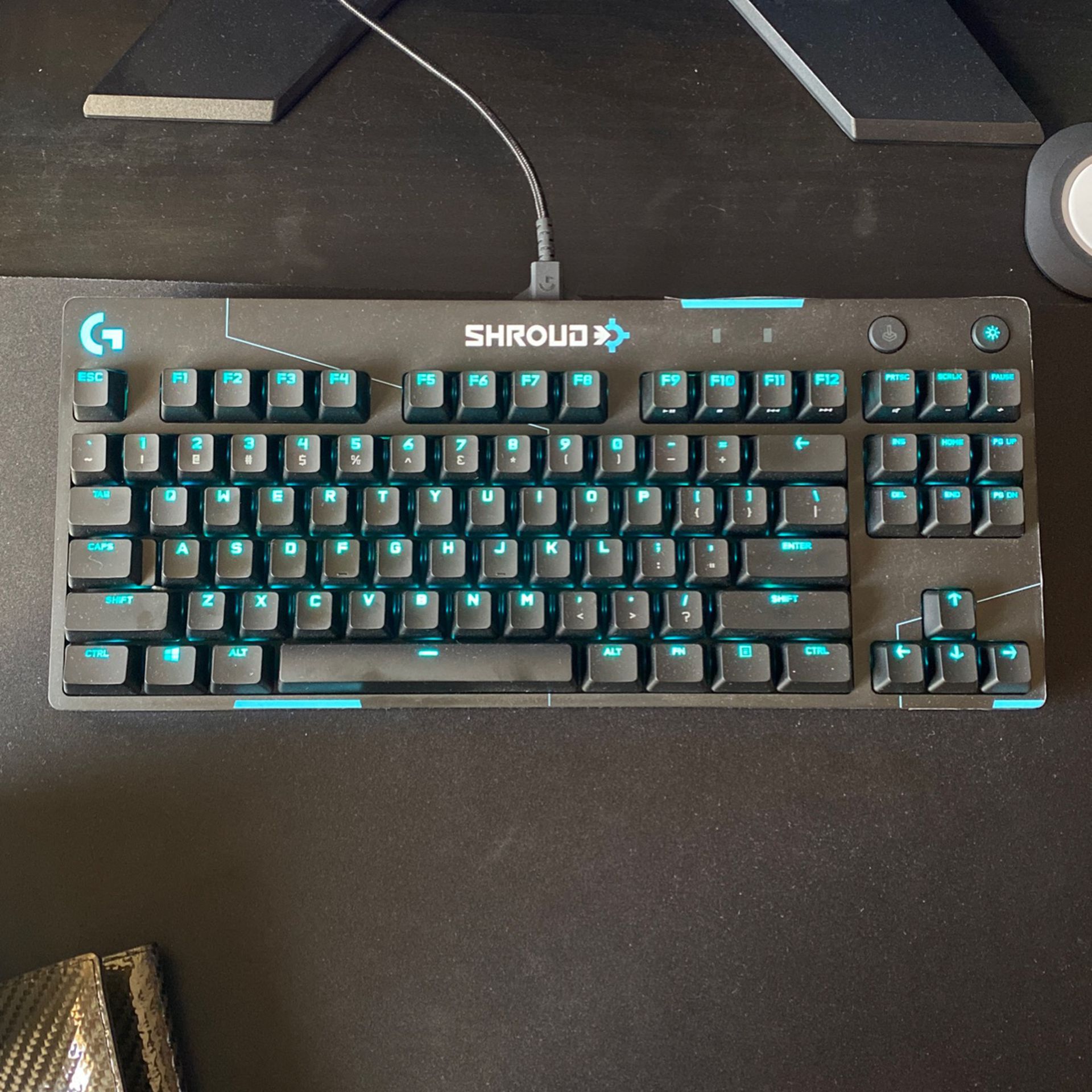 Logitech Pro X Keyboard Shroud Edition