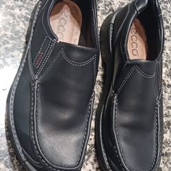 NWOT! NEW ECCO HELSINKI 2 MEN'S SLIP-ON MEN'S SHOES SIZE 10 EURO 43
