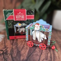 Vintage 1991 Hallmark Polar Bear Circus Wagon Christmas Keepsake Train Car Tree Ornament Cute polar bear train car ornament is about 2.5" high White p