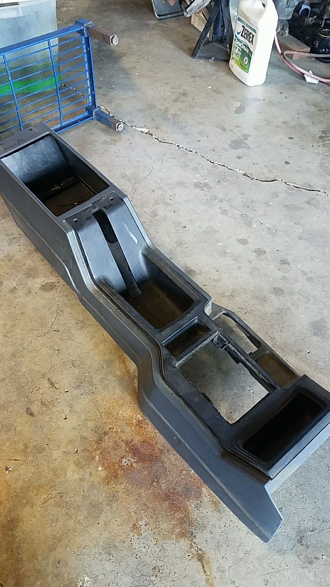 Xj center console