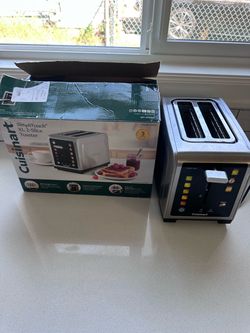 Cuisinart SimpliTouch XL Color Touchscreen 2-Slice Toaster