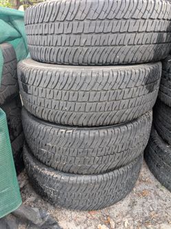 4👈 275 65 20 Tires