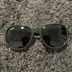 Ray Ban Sunglasses 0RB4306 Milatary Green Frames/Violet Lenses Made In Italy