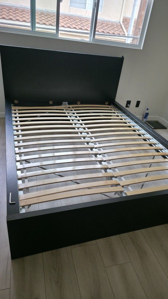 Ikea Malm Bed Frame with underbed Storage Queen Size