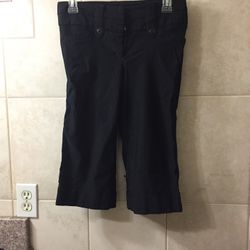 Capri pants