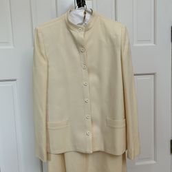 Weatherstone Cream Blazer & Skirt Set – Pure Wool
