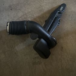 2010 Escalade Stock Intake Tube 6.2