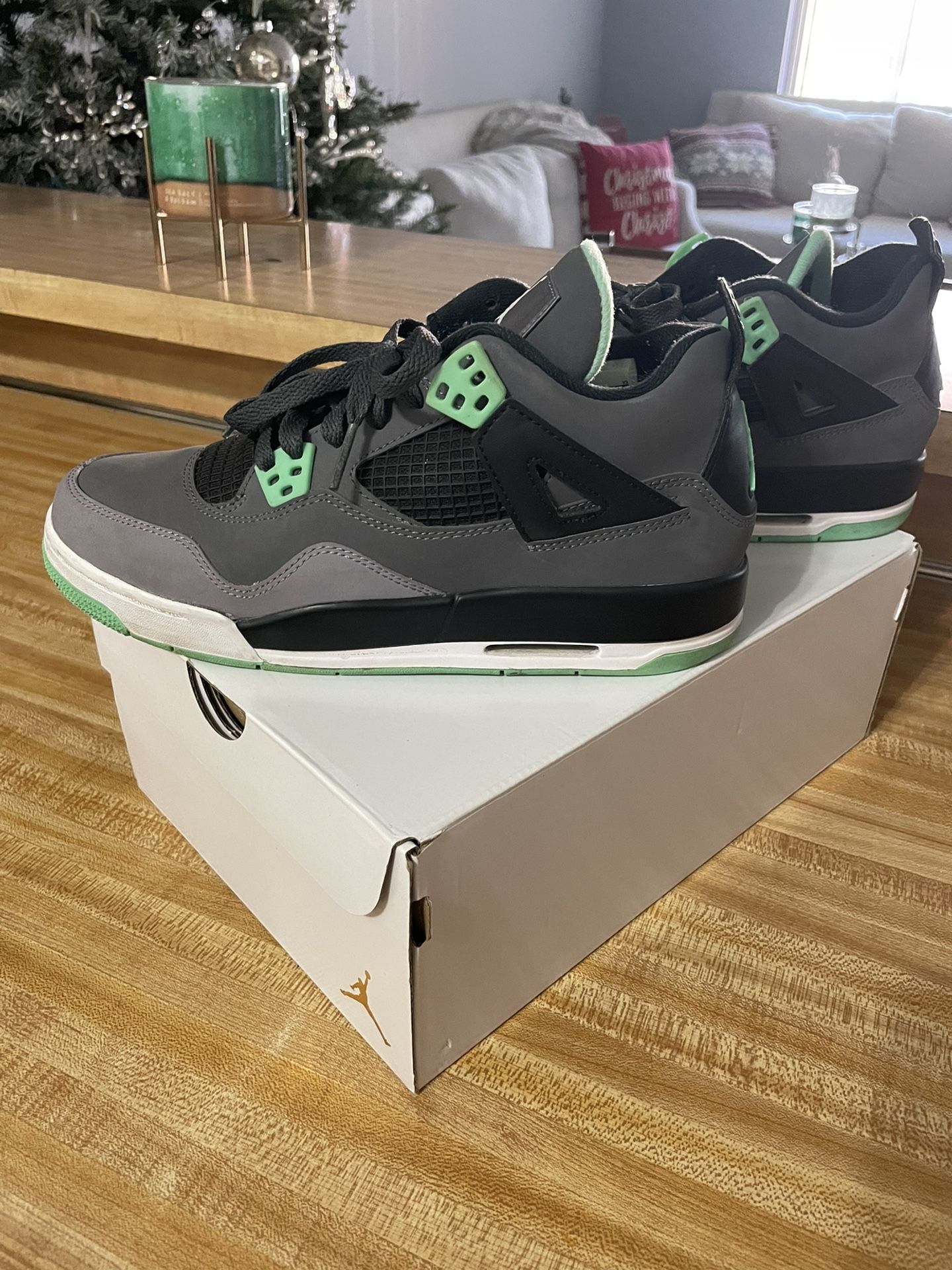 Jordan 4 Green Glow 6.5 GS