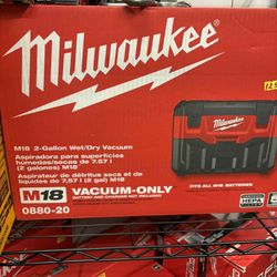 Milwaukee New Vacuum 18M