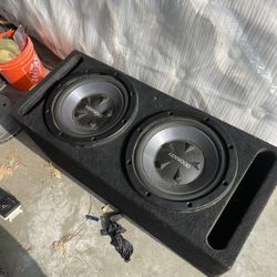 2 12” Kenwood Subwoofer